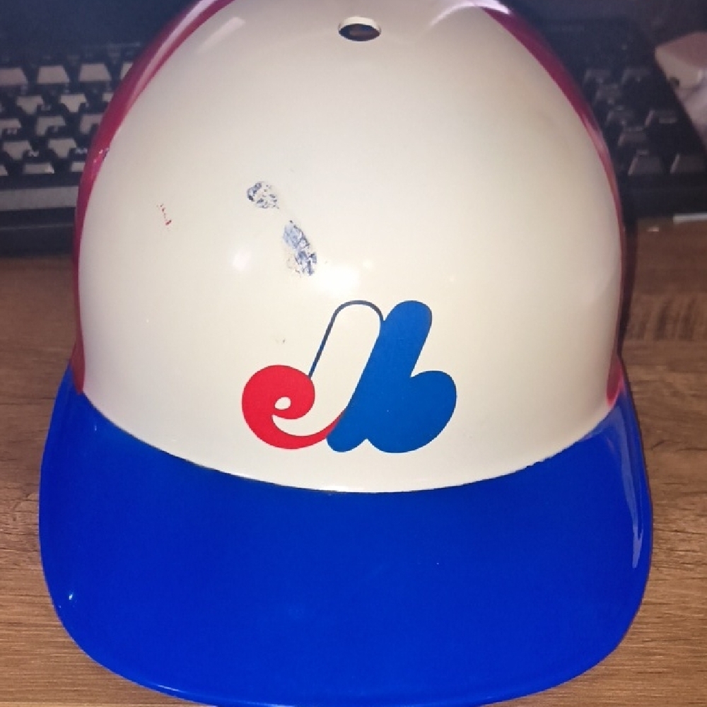 Vintage 1970s Montreal Expos Jarry Park Helmet Lot - Rare KFC "Oui mon Colonel! - Picture 5 of 13